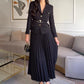 Dames Blazer met Revers & Plissé Maxi Rok Set met Bijpassende Riem – Elegant en Stijlvol ✨👗