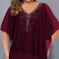 💐 Cape-jurk met V-hals en strass-steentjes, met een overlaag van chiffon