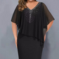💐 Cape-jurk met V-hals en strass-steentjes, met een overlaag van chiffon