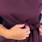 Dames Elegante Midi Jurk met Knoopdetail en Voorsplit