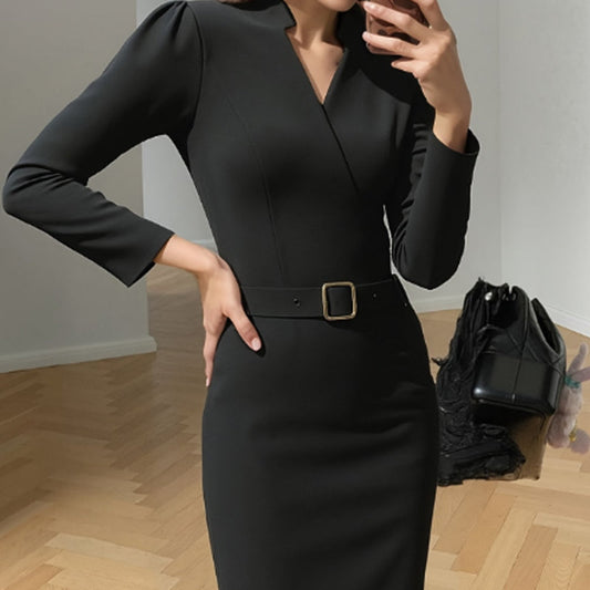 ✨Elegante nieuwe aanwinsten!💃Elegante V-hals slim-fit jurk voor dames