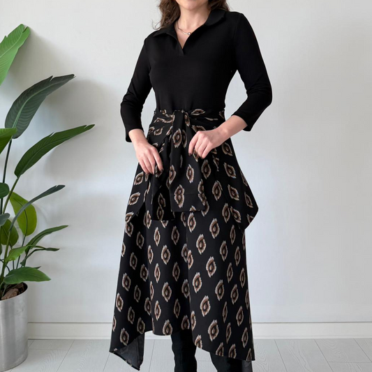 Midi-jurk met getailleerde taille en uitlopende rok