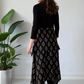 Midi-jurk met getailleerde taille en uitlopende rok