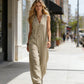 Mouwloze jumpsuit met V-hals en wijde pijpen voor dames