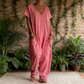 🔥Casual oversized jumpsuit met V-hals – Zachte stof, slank en trendy