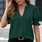 🔥NIEUW✨ Dames V-hals Blouse met Pofmouwen – Zacht & Veelzijdig