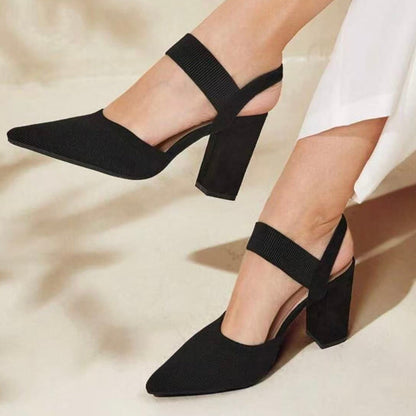 Pumps met spitse neus, blokhak en slingback