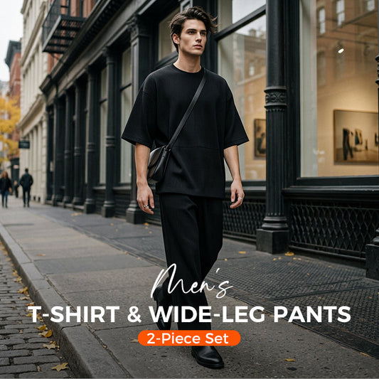 Tweedelige set bestaande uit een T-shirt en een broek met wijde pijpen voor heren