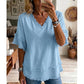 👚✨ Stijlvolle top met V-hals – ademend, losse pasvorm, perfect voor ontspannen zomerdagen!